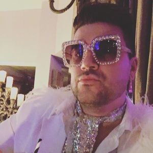 Meet your Posher, Joey